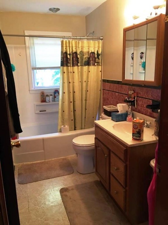 113 Farrar Ave unit LEFT, Worcester, MA 01604 - photo 7