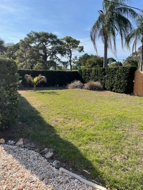Private Front yard