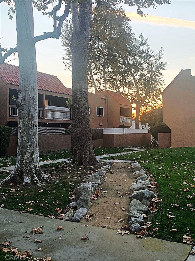 6600 Warner Ave unit 68, Huntington Beach, CA 92647 - photo 2