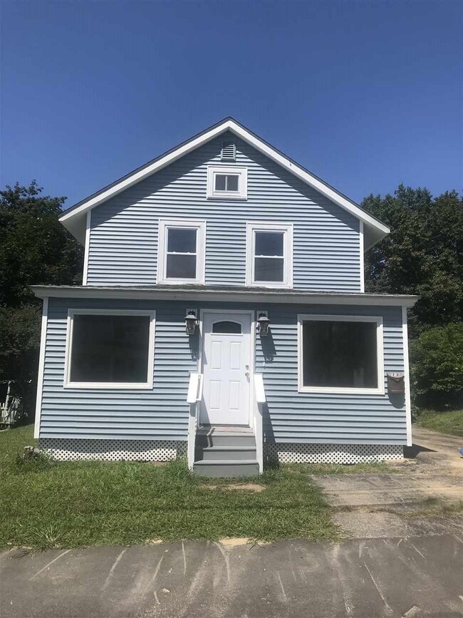 13 Webster St, Allenstown, NH 03275 - photo 2