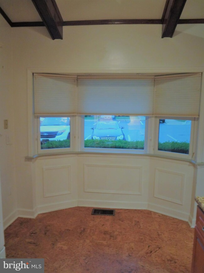 3230 Gleneagles Dr, Silver Spring, MD 20906 - photo 5