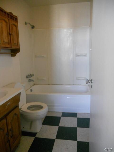 296 Washington St, East Stroudsburg, PA 18301 - photo 7