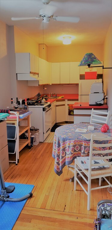 4 Chiswick Rd unit 32, Brighton, MA 02135 - photo 4