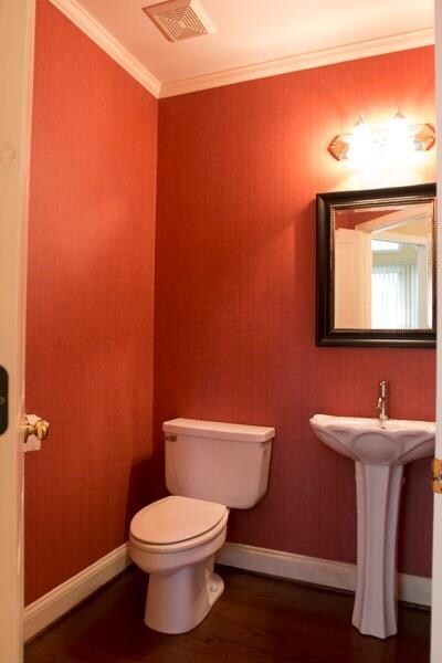 Powder room