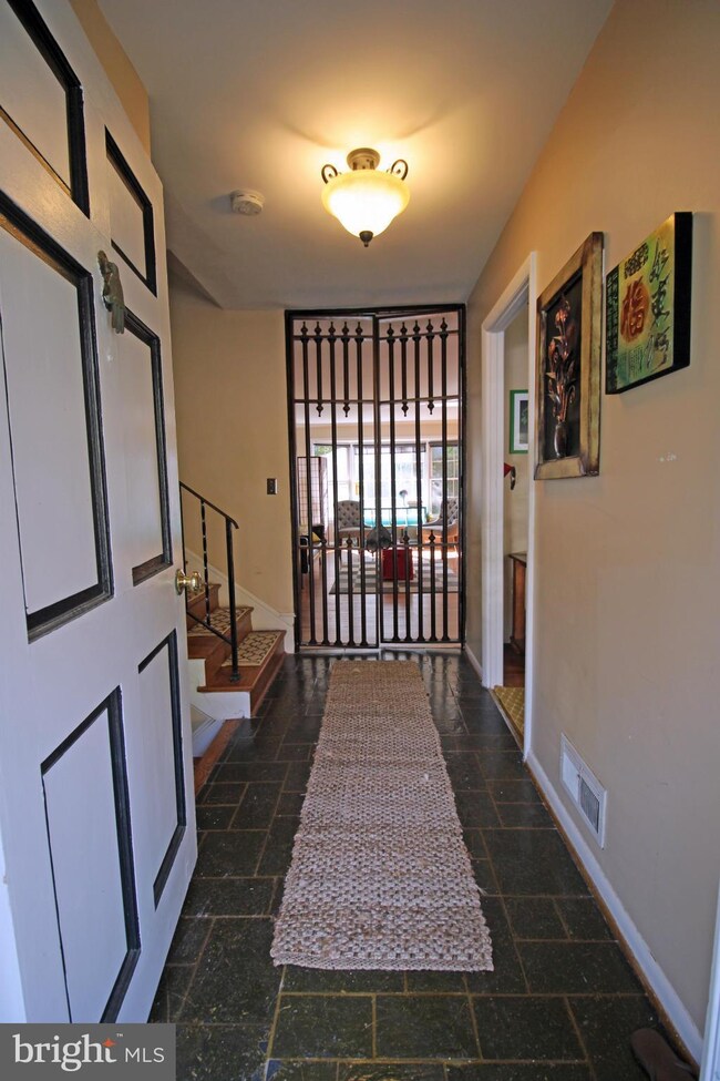 1816 Briggs Rd, Silver Spring, MD 20906 - photo 2