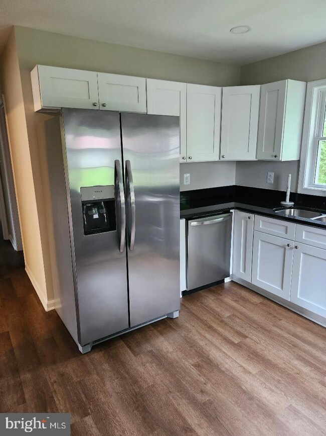 218 W Culpeper St, Culpeper, VA 22701 - photo 4