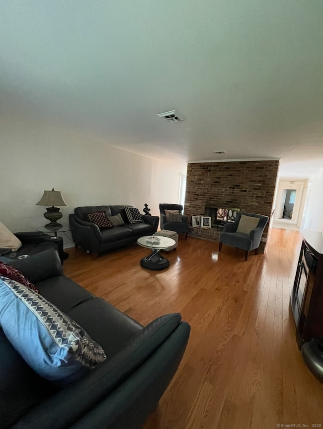 10 Ledgebrook Dr unit 1, Norwalk, CT 06854 - photo 6