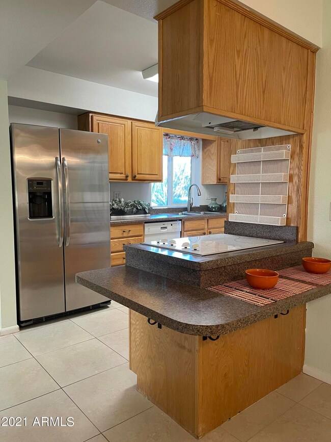 5155 E Escondido Cir, Mesa, AZ 85206 - photo 7