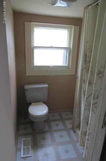 135 Sutton St SW, Grand Rapids, MI 49507 - photo 6
