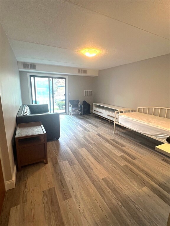 20 Nahant Place unit 107, Lynn, MA 01902 - photo 3