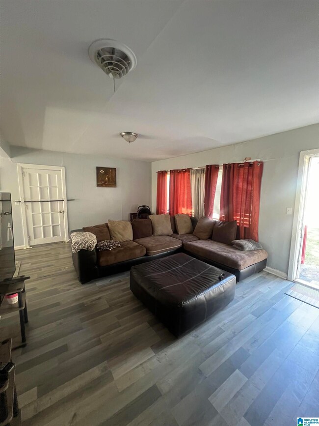 6821 65th St S, Birmingham, AL 35212 - photo 2