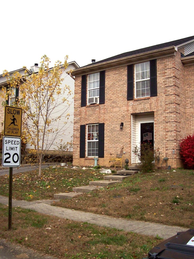 333 Houston Creek Dr, Paris, KY 40361 - photo 2