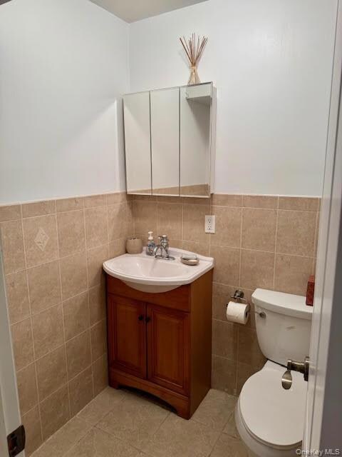 60-28 60th Place, Maspeth, NY 11378 - photo 7