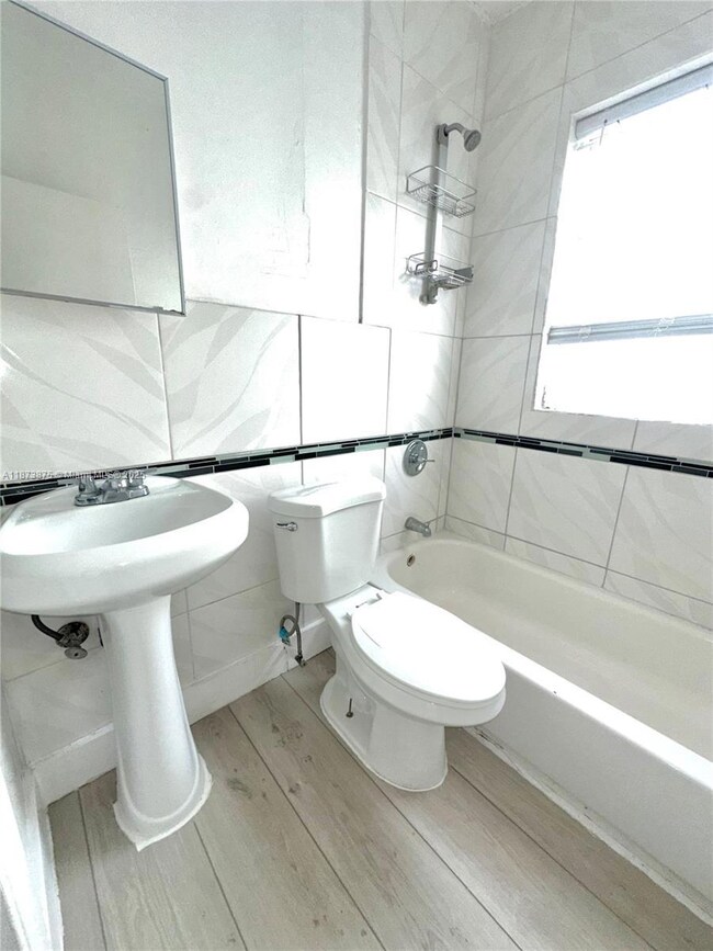 967 SW 5th St unit 17, Miami, FL 33130 - photo 6