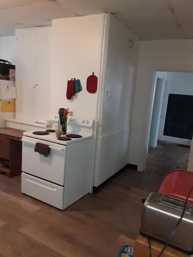 941 Broadway, South Portland, ME 04106 - photo 6