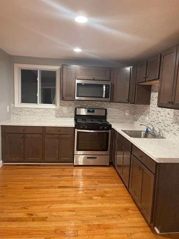 21 Tecumseh St unit 3, Fall River, MA 02721 - photo 3