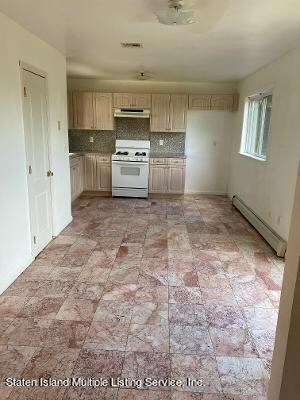 190 Highland Ave, Staten Island, NY 10301 - photo 7