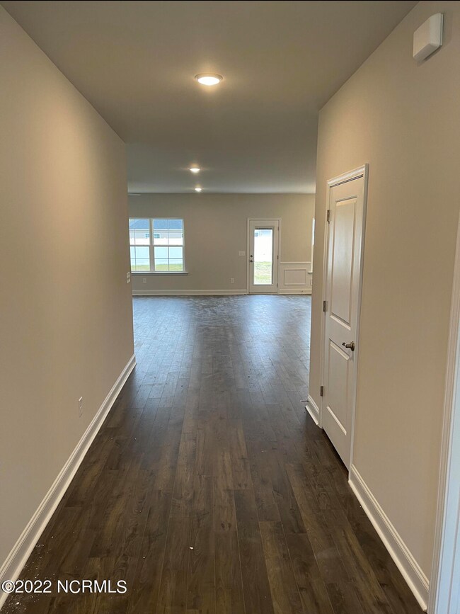 D183FF9F-87F7-4003-A5FB-429BFD449732