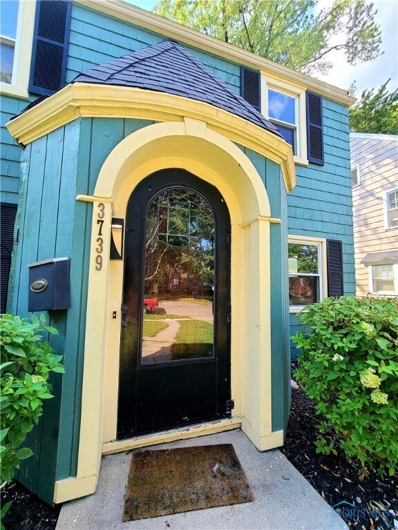 3739 Maxwell Rd, Toledo, OH 43613 - photo 2