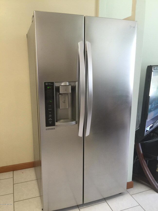 5143 Lexington Ave, Jacksonville, FL 32210 - photo 4