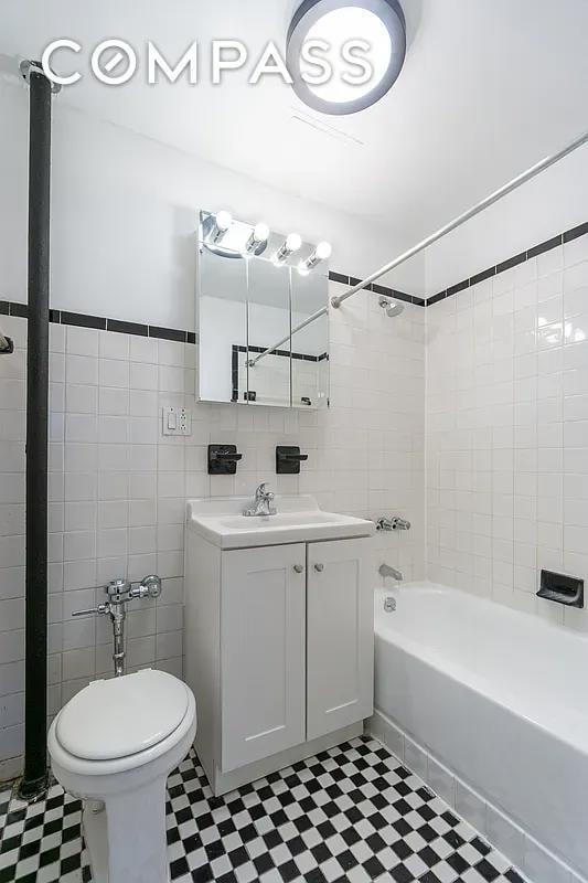 319 E 5th St unit 13, New York, NY 10003 - photo 6
