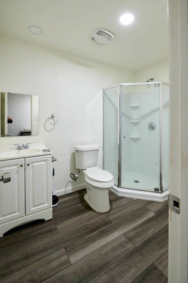 824 Fortune St, Houston, TX 77088 - photo 7