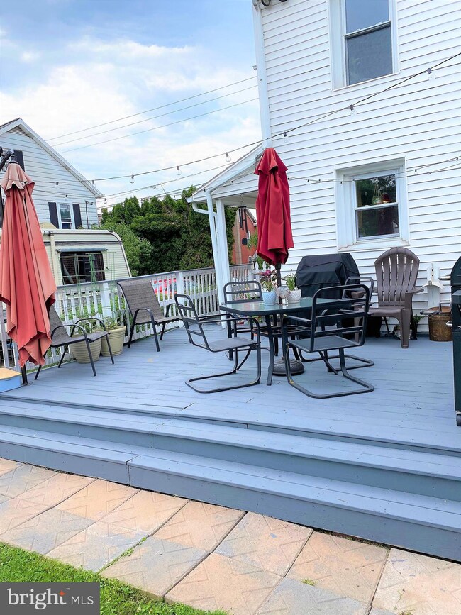 544 Minor St, Emmaus, PA 18049 - photo 5