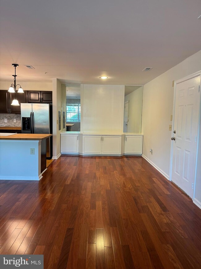 400 Plumbridge Ct unit 201, Lutherville Timonium, MD 21093 - photo 5