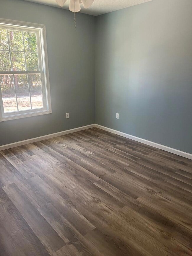 402 Letitia Ave N, Douglas, GA 31533 - photo 3