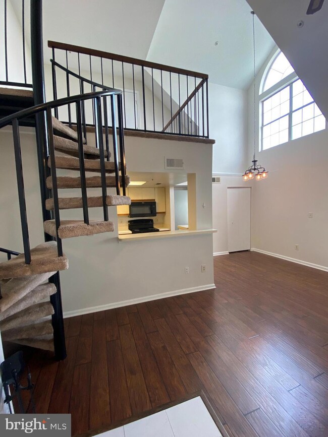 14108 Yardarm Way unit 1009, Laurel, MD 20707 - photo 5