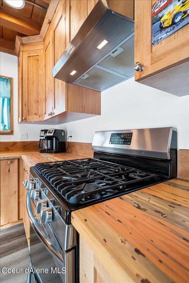 29222 N 1st St, Athol, ID 83801 - photo 4