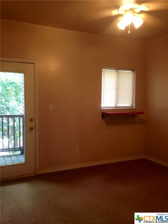 310 Pat Garrison St unit B6, San Marcos, TX 78666 - photo 5