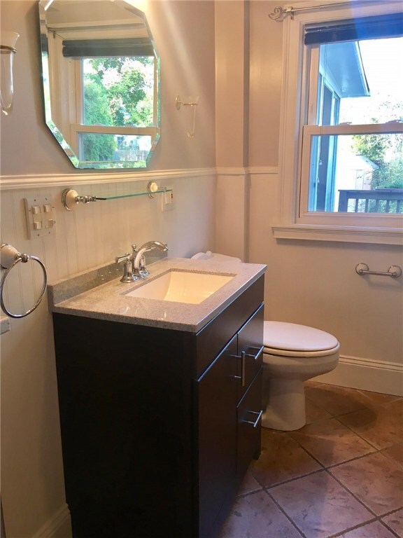 38 Bridgton Rd, Cranston, RI 02910 - photo 4