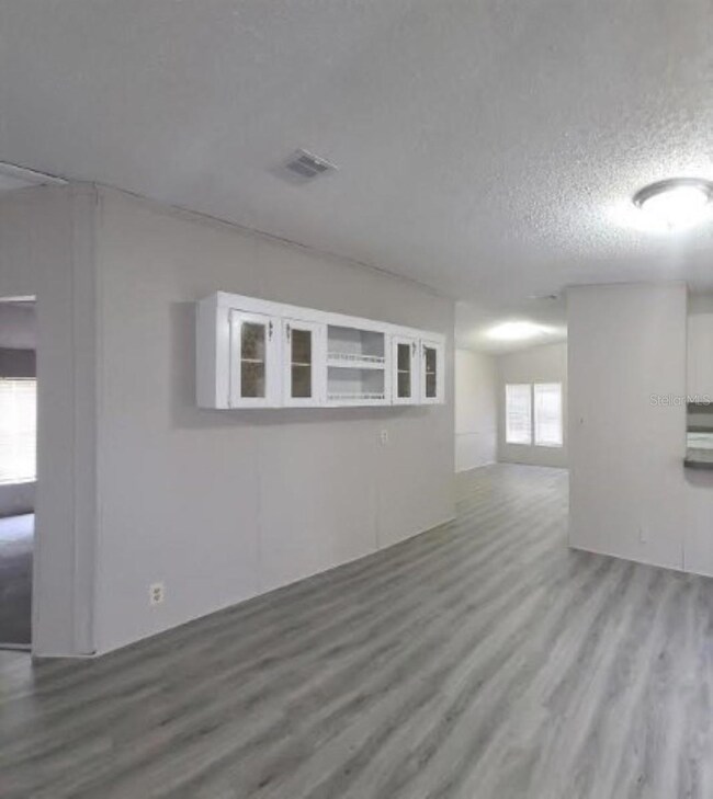 5203 Garden Ln, Tampa, FL 33610 - photo 5