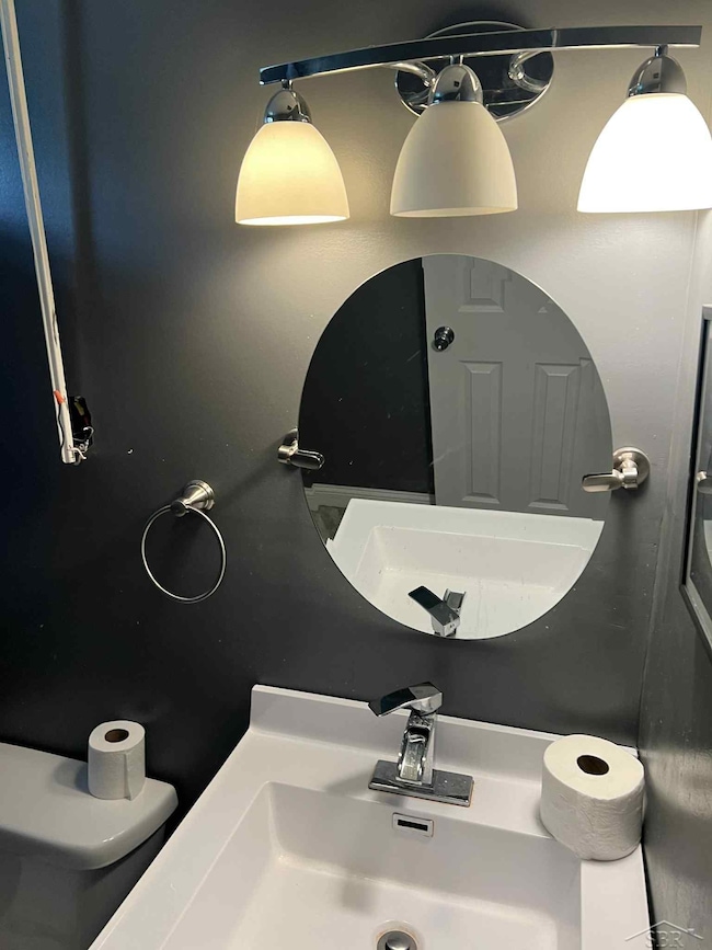 19400 Charest St, Detroit, MI 48234 - photo 7