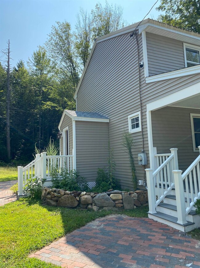 226 Stark Hwy N, Dunbarton, NH 03046 - photo 7