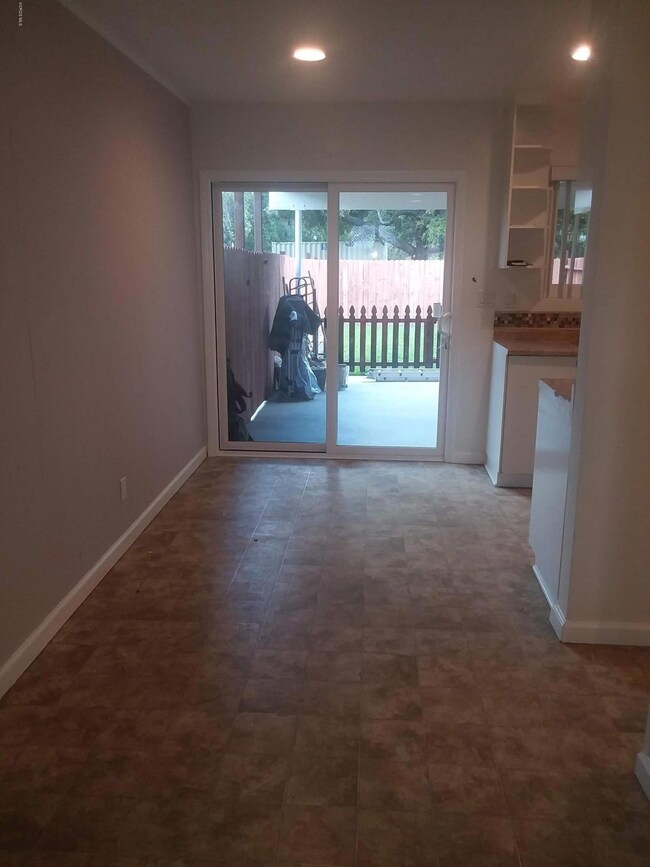 2779 Los Robles Rd, Thousand Oaks, CA 91362 - photo 4