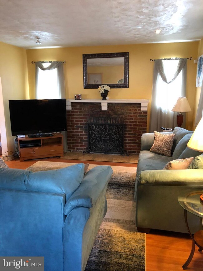 3208 Gainesville St SE, Washington, DC 20020 - photo 6