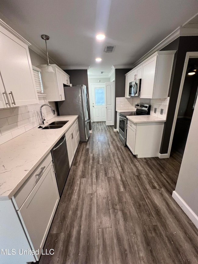 805 Herlihy St, Waveland, MS 39576 - photo 4