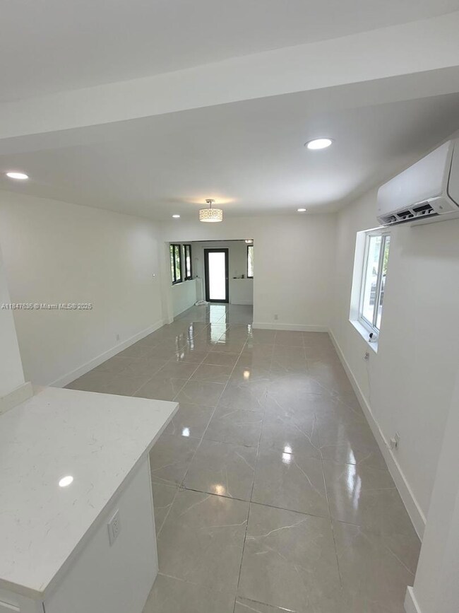 2823 Polk St, Hollywood, FL 33020 - photo 5