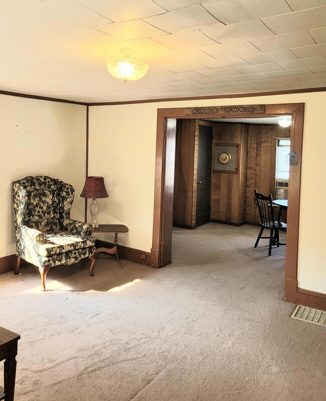 1451 Robertson Rd, Bedford, VA 24523 - photo 2