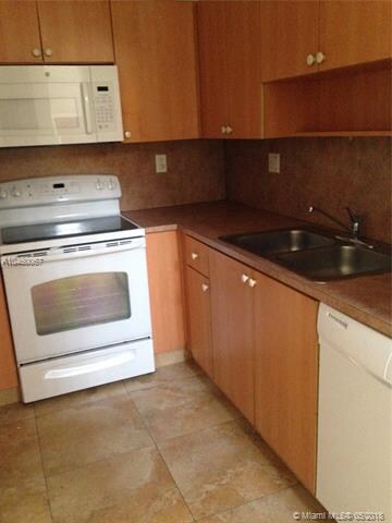 748 SW 106th Ave unit 1907, Pembroke Pines, FL 33025 - photo 2