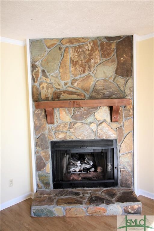 Awesome Gas Fireplace!