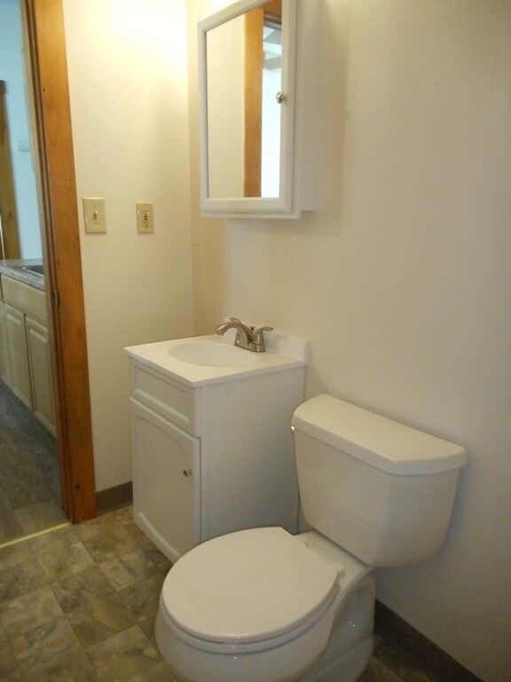 158 Park St unit 3, Beverly, MA 01915 - photo 6