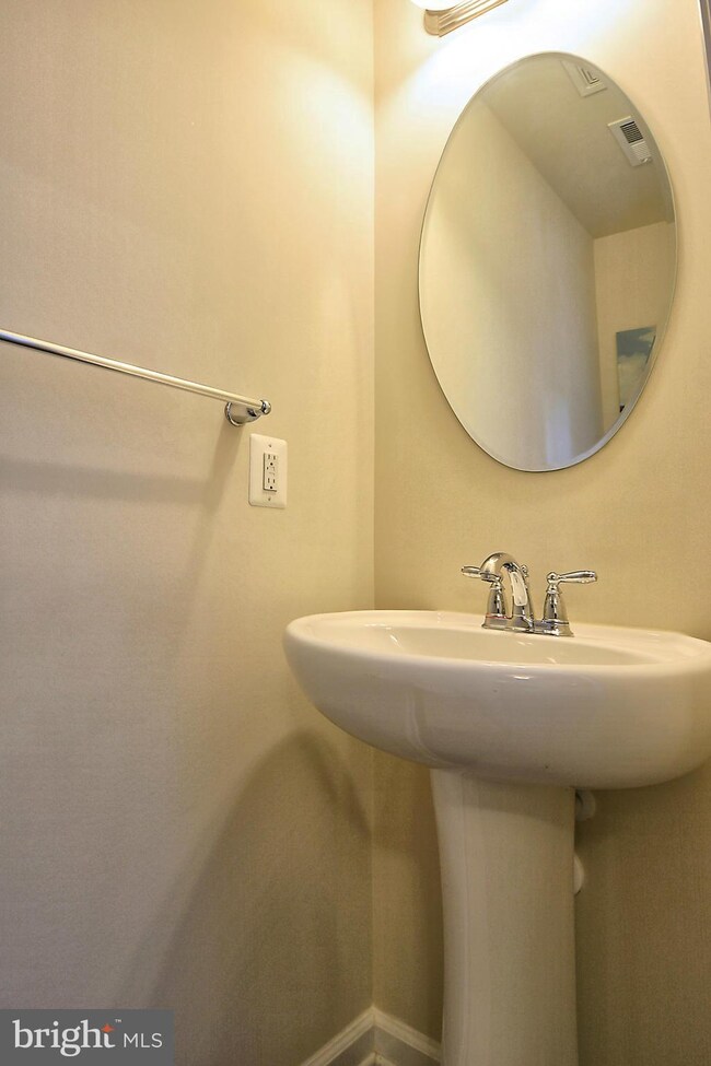 7366 Matchbox Aly, Elkridge, MD 21075 - photo 6