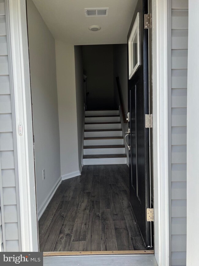 9 Autumn Ct, Medford, NJ 08055 - photo 2