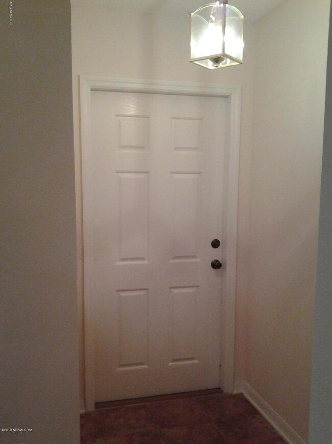 7709 Highchair Ln, Jacksonville, FL 32210 - photo 2