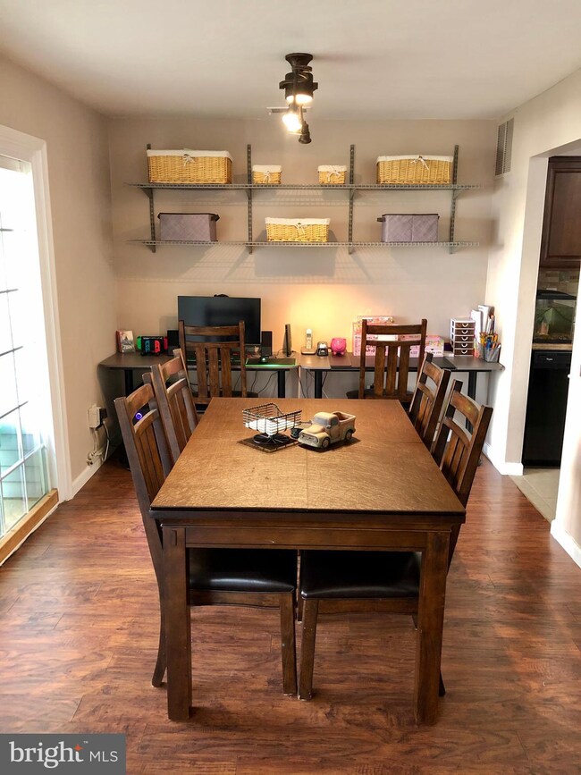 27 Andover Place, Trenton, NJ 08691 - photo 5