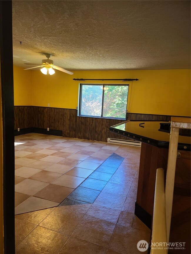 902 Coal Creek Rd, Longview, WA 98632 - photo 2