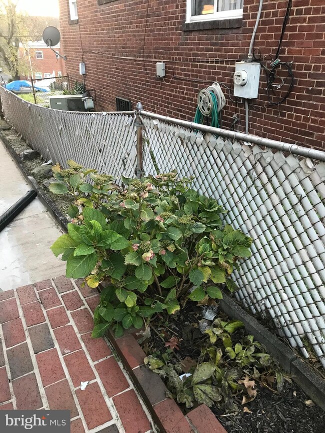 769 Oglethorpe St NE, Washington, DC 20011 - photo 6